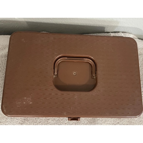 Lot of 2 Vintage Yellow Brown Wilson Wil-Hold Portable Sewing Thread/Bobbin Case - Picture 8 of 12